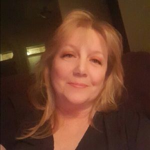 Meet your Posher, Sandy